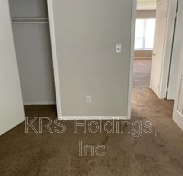 1255 Nelson St #A — Photo 2