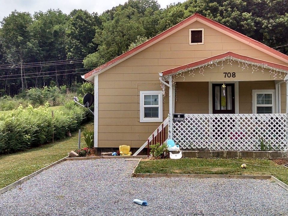 1st image of 708 Brookhaven Dr