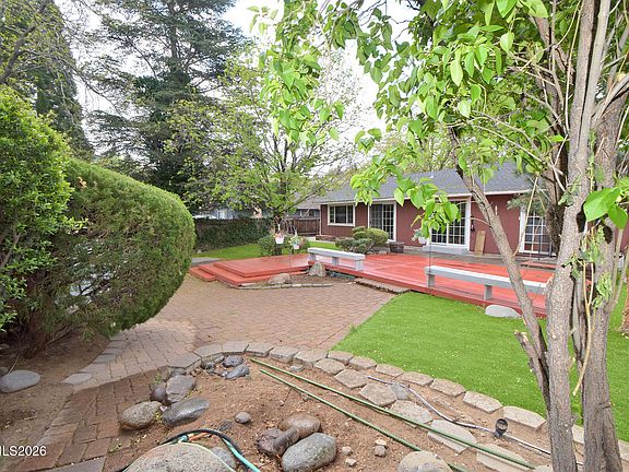 4th image of 2825 Knight Rd