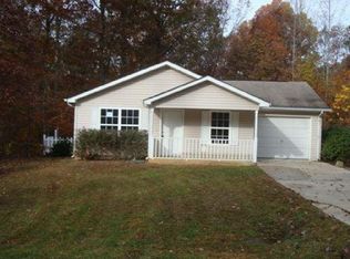 6731 Spring Head Dr, Flowery Branch, GA 30542