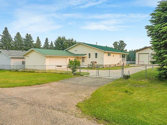 2nd image of 54 Buskmose Dr