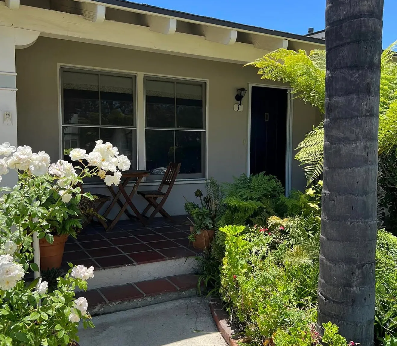 2 bed, 896 sqft, $3,500 — Photo 3