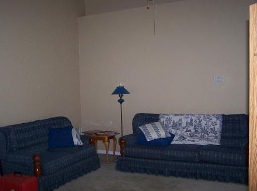 3rd image of 134 London Fog Way