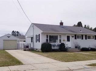 2107 30th St, Two Rivers, WI 54241