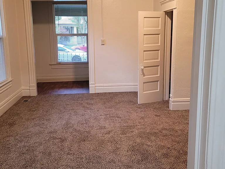 912 1/2 FORT — Photo 11