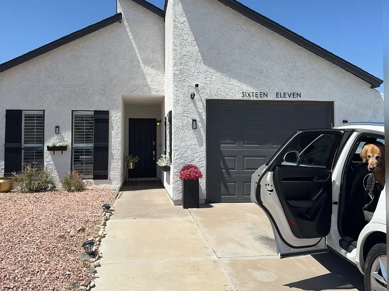 1611 Keena Dr — Photo 1