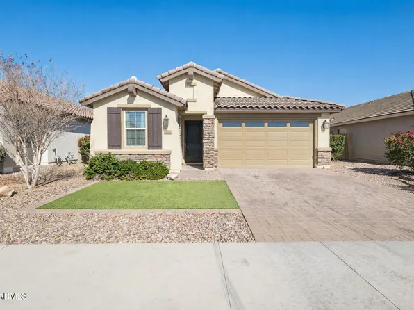 2820 W Havasu Drive, San Tan Valley, AZ 85144