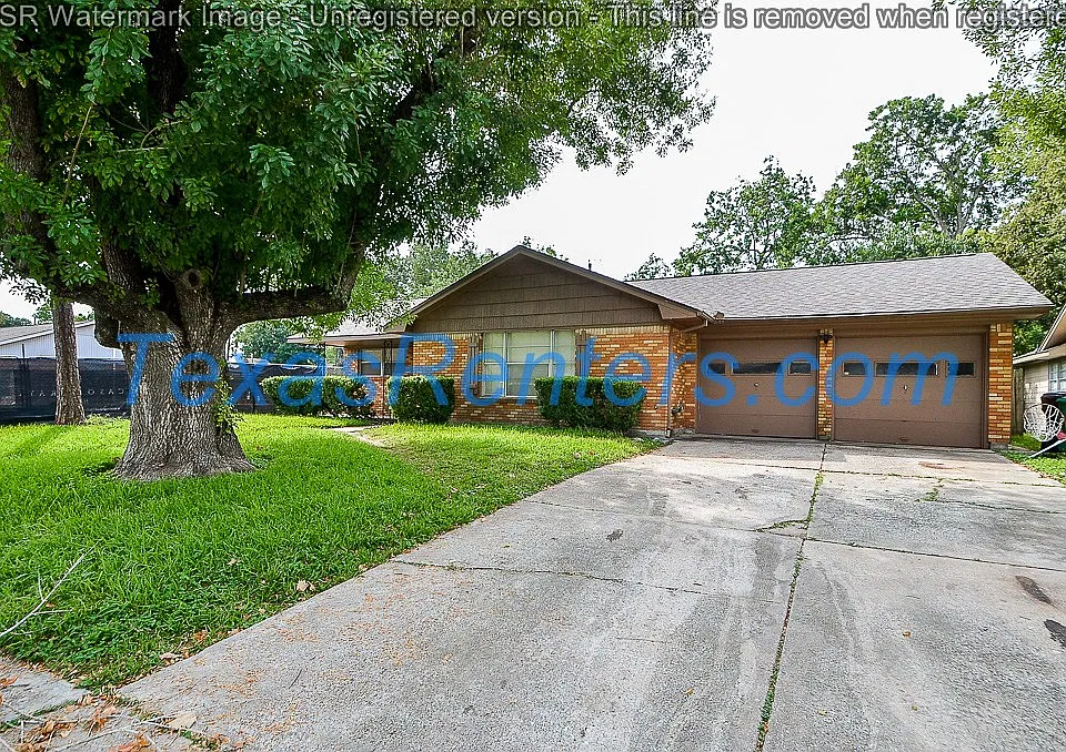4401 Hummingbird St