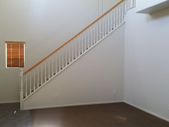 2nd image of 77 Orangewood Ct