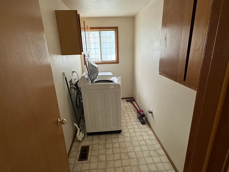 3065 NW 159th Ter — Photo 4