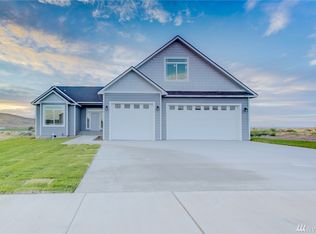 811 8th Ave NE, Ephrata, WA 98823