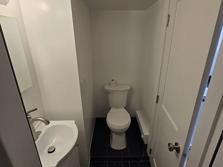 703 S 11th Ave #3 — Photo 5