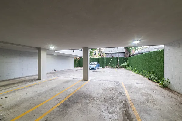 Rented by Twin Group | media 27