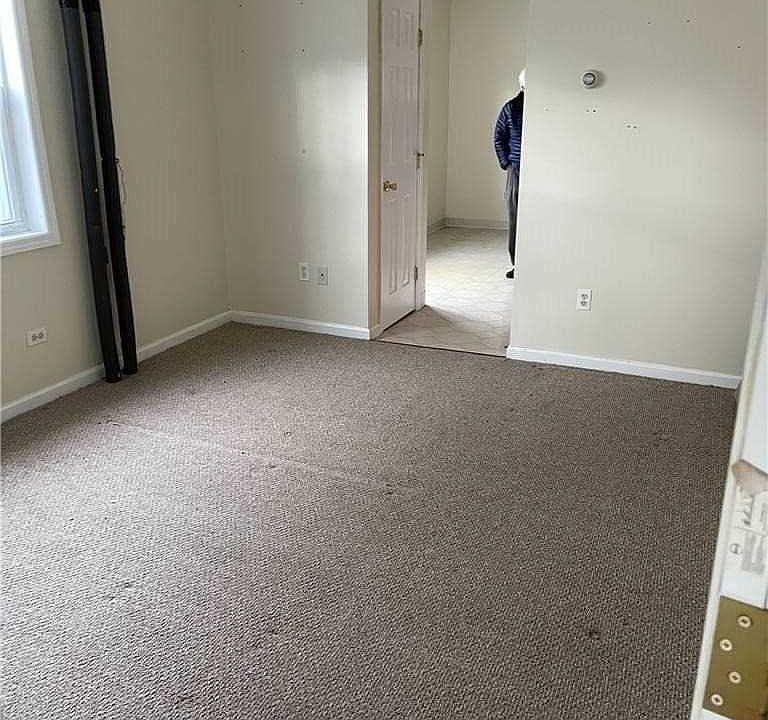1st image of 38 Hamilton Ave APT 100