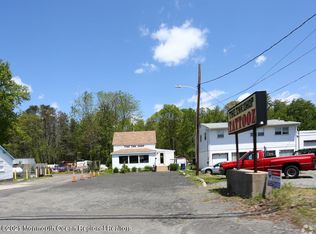 38 W Hampton St, Pemberton, NJ 08068