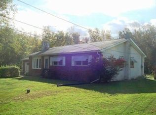 2928 Upper Ridge Rd, Pennsburg, PA 18073
