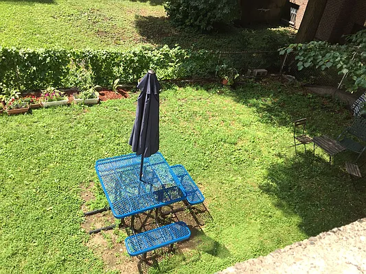 Rented by Jeffrey Erskine, LREB | media 14