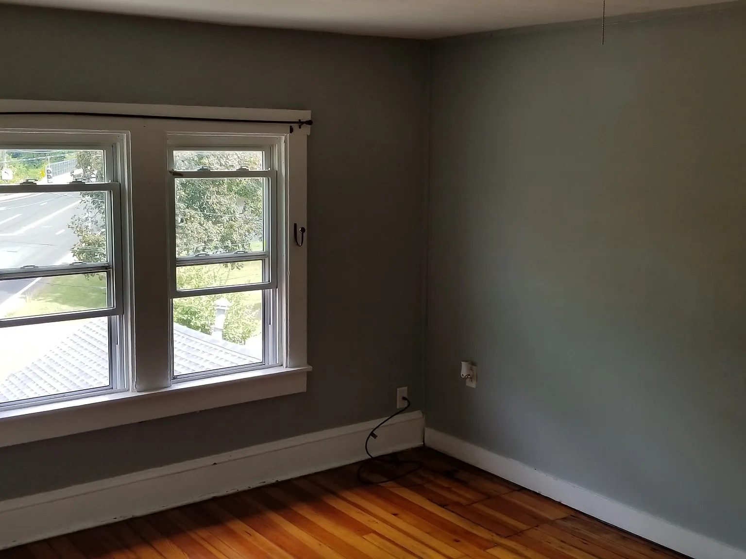2 bed, 900 sqft, $1,400 — Photo 2