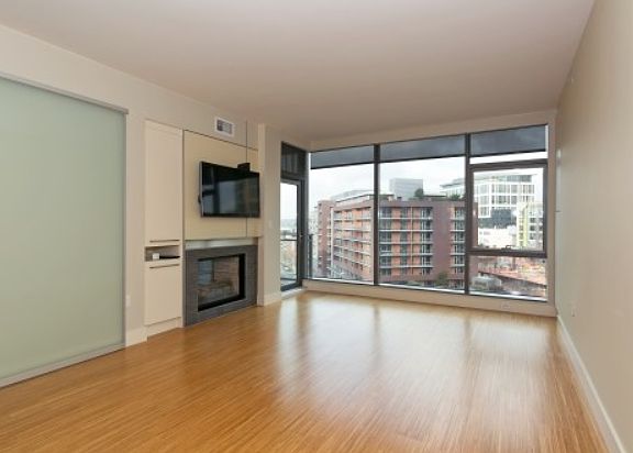 5th image of 820 Blanchard St Unit 603
