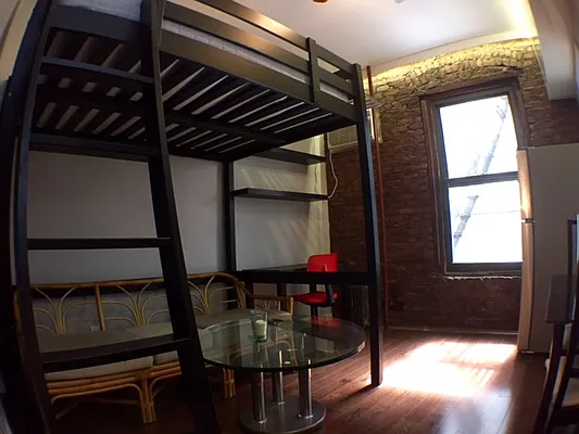 Rented by DeerGrow Developments | media 27