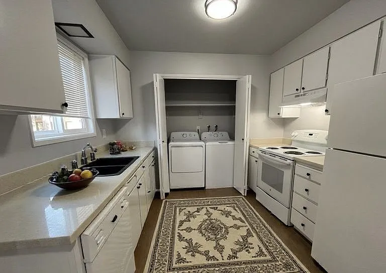 Heritage Townhomes — Photo 6