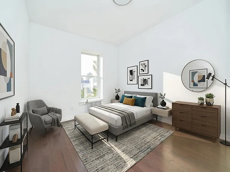 301 3rd St #1 — Photo 4