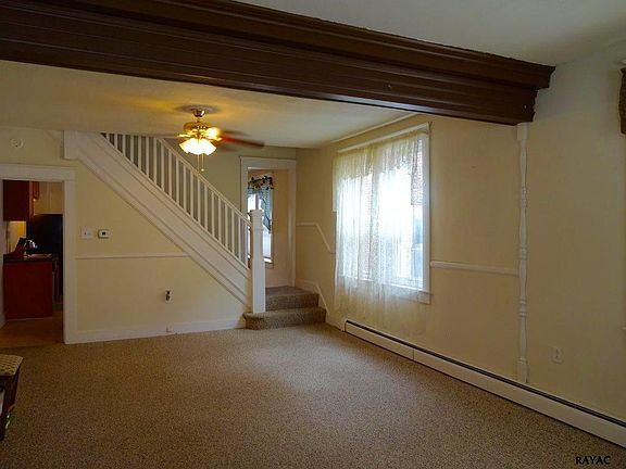 Living Room/Dining Room 1