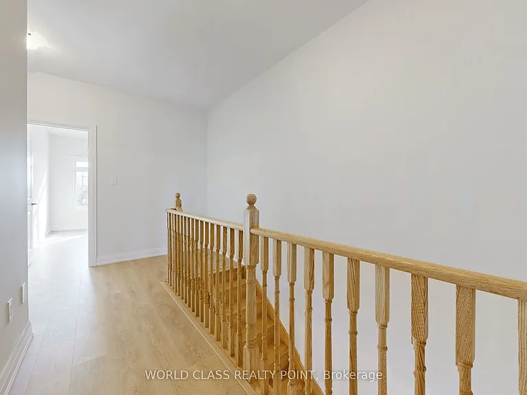 133 Seguin St — Photo 10