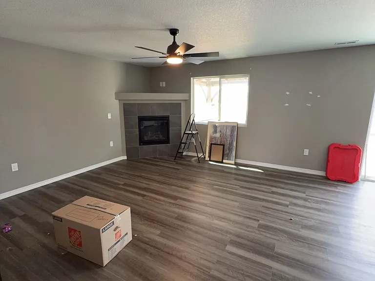 8353 Graphite Dr — Photo 4
