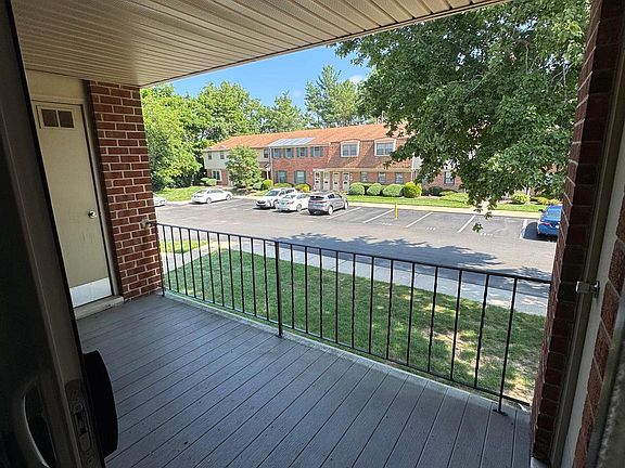 3rd image of 1155 York Rd APT E2