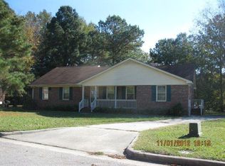 2102 Shamrock Dr E, Wilson, NC 27893