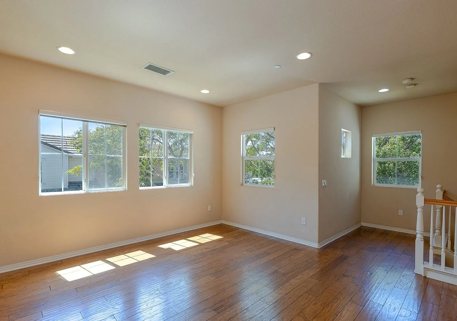 2 Bedroom + 2 Bathroom Condo | End Unit in Riverpark | Oxnard | Unfurnished — Photo 3