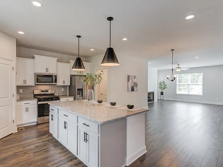 1290 Ainsworth Aly #1 — Photo 11