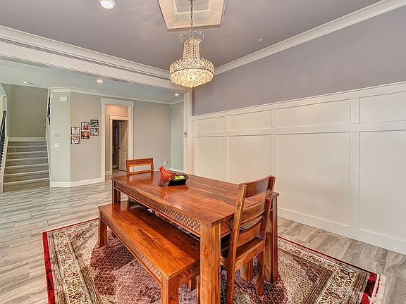 5th image of 2032 Hacienda Dr
