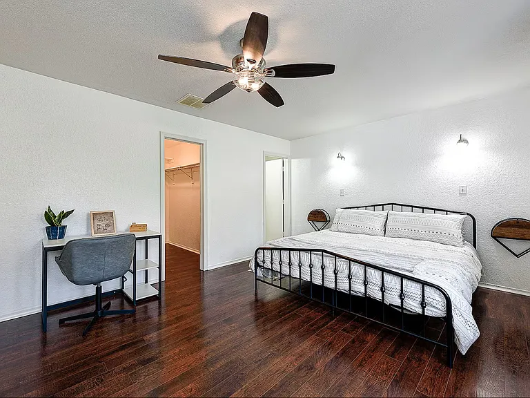 4 Lambeth Cir — Photo 2