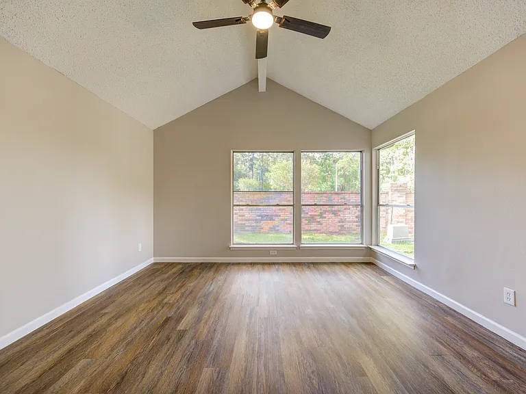 8418 Mosshang Ct — Photo 6
