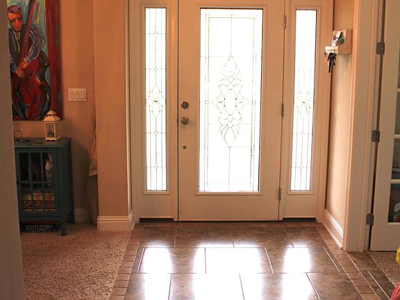 3rd image of 2028 Jamaica Dr