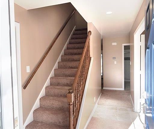 3rd image of 130 King Henry Way