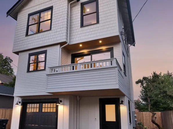 5549 B 34th Avenue NE, Seattle, WA 98105