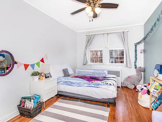 Sold by Douglas Elliman | media 31