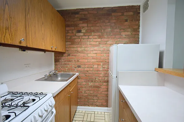 Rented by Cayenne Realty Group | media 6