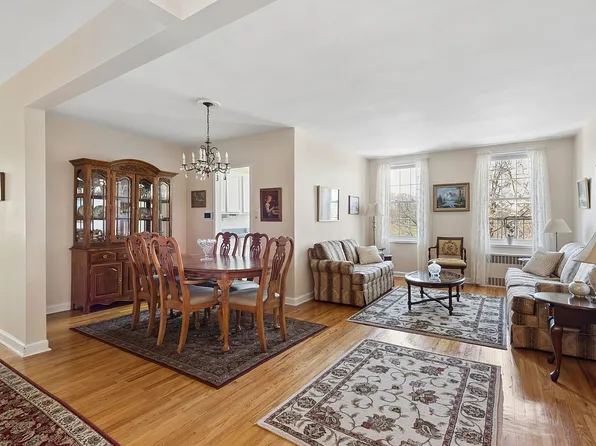 6665 Colonial Rd APT 4C, Brooklyn, NY 11220