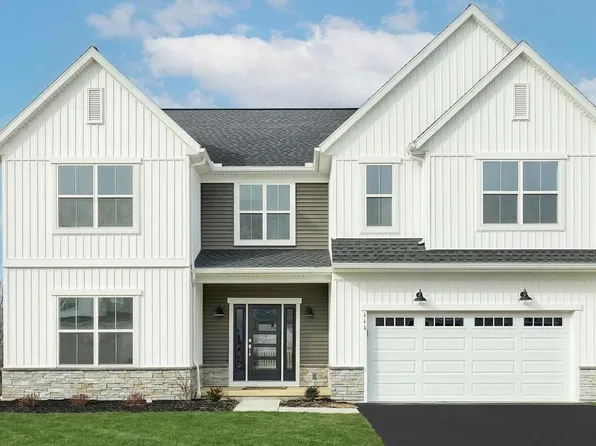 111 Blue Mountain Blvd, Carlisle, PA 17013