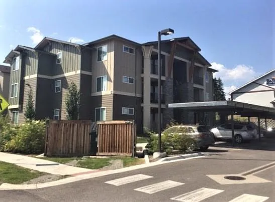 Whitefish Crossing — Photo 32