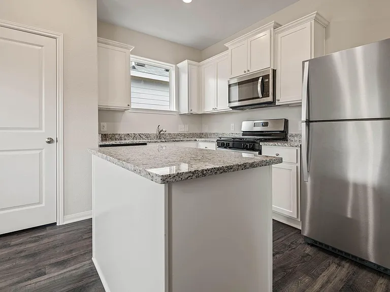 345 Fastboy Ln — Photo 6