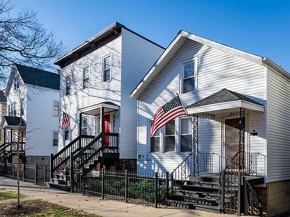 3rd image of 2642 N Marshfield Ave #1F