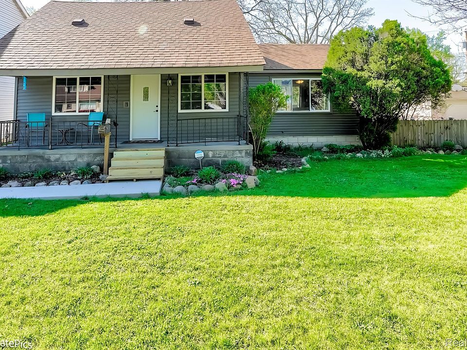 1st image of 15737 Leona Dr