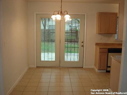 4th image of 7014 GLEN POINT DR