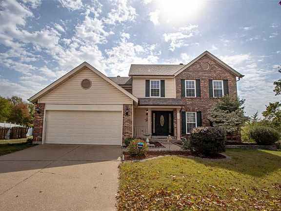 2nd image of 2601 Storm Lake Dr