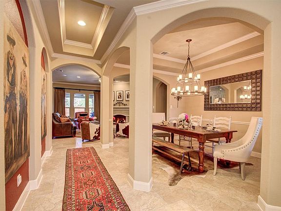 3rd image of 23 S Victoriana Cir
